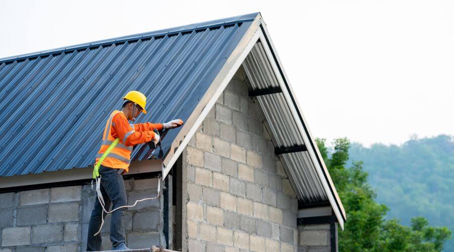Expert Emergency Roof Repairs services in Chatham, LA